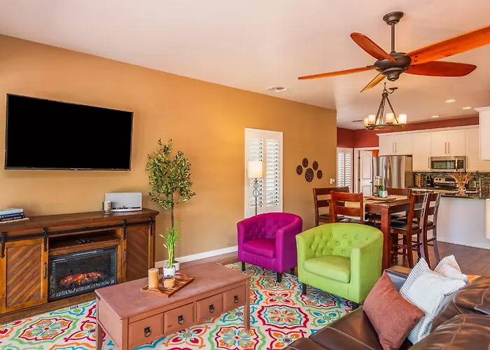 Zen Calling, Look Inside Private For 6 Holiday home